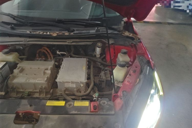 Used XPeng G3 2019 Smart Edition Engine Bay Left