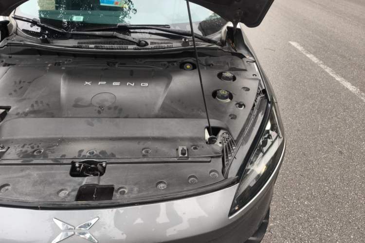 Used XPeng G3 2019 Deluxe Edition Engine Bay Left