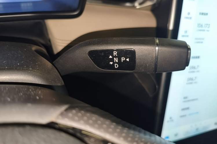 Used XPeng G3 2019 Deluxe Edition Gear Lever