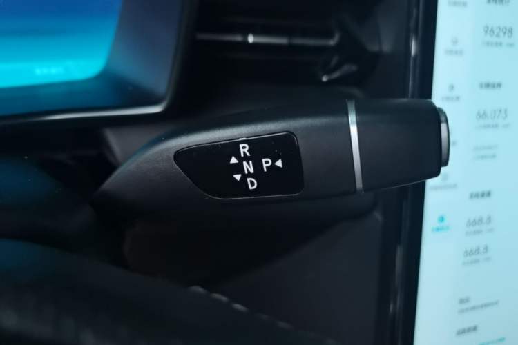 Used XPeng G3 2019 Smart Edition Gear Lever