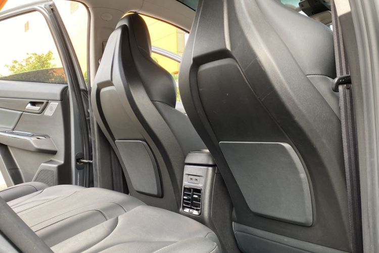 Used XPeng G3 2019 Smart Edition Interior 3