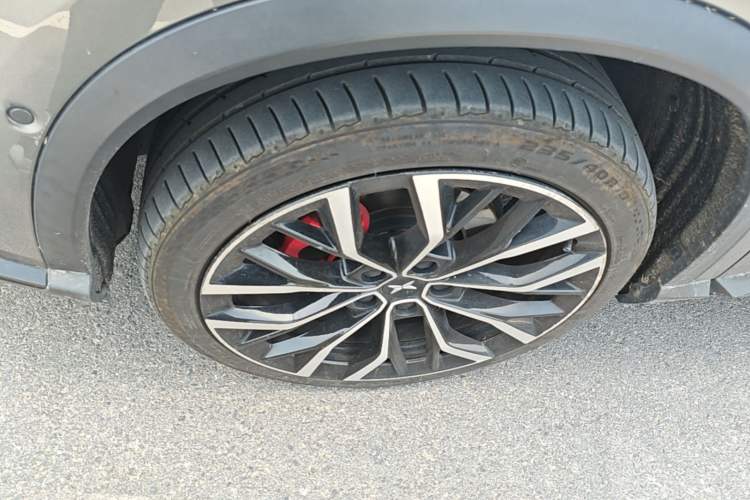 Used XPeng G3 2019 Deluxe Edition Left Front Wheel Hub