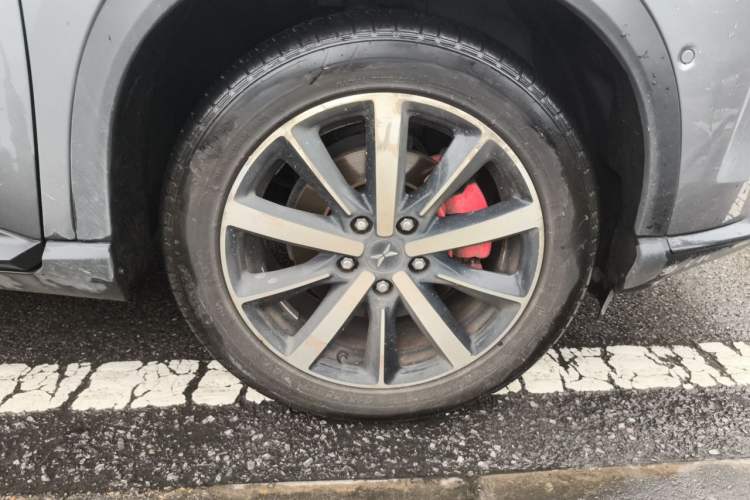 Used XPeng G3 2019 Deluxe Edition Right Front Wheel Hub