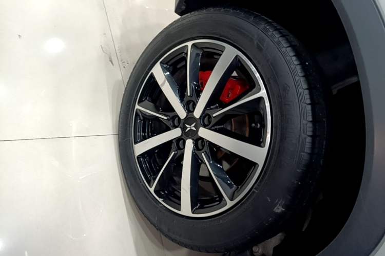Used XPeng G3 2019 Smart Edition Right Rear Wheel Hub
