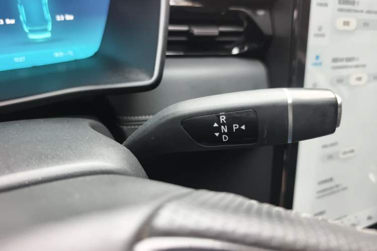 Used XPeng G3 2019 Smart Edition Gear Lever