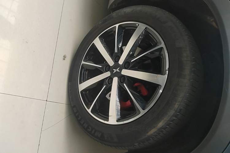 Used XPeng G3 2019 Smart Edition Right Front Wheel Hub