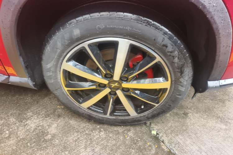 Used XPeng G3 2019 Smart Edition Right Front Wheel Hub