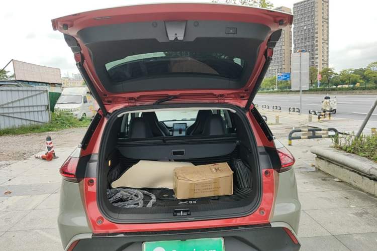 Used XPeng G3 2019 Deluxe Edition Trunk