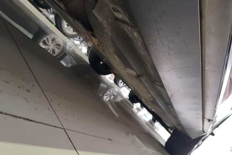 Used XPeng G3 2019 Deluxe Edition Chassis Front Left