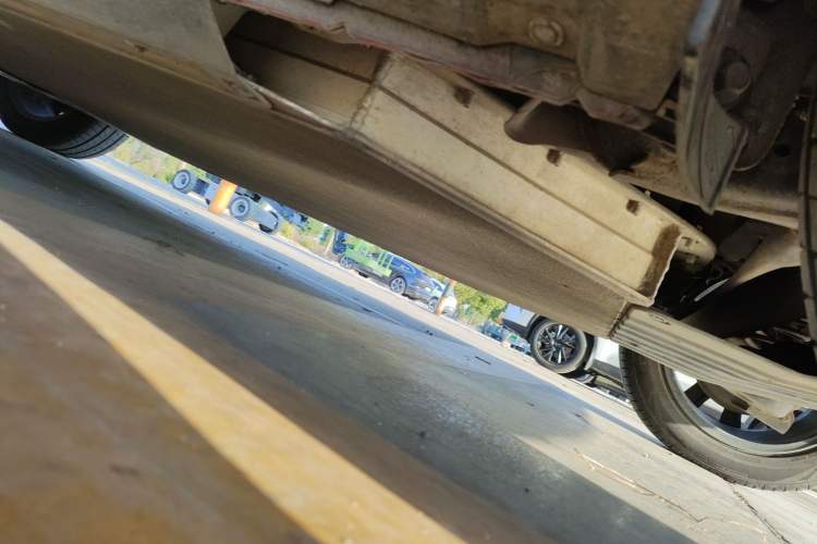 Used XPeng G3 2019 Deluxe Edition Chassis Rear Left