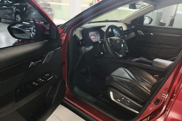 Used XPeng G3 2019 Smart Edition Driver Seat