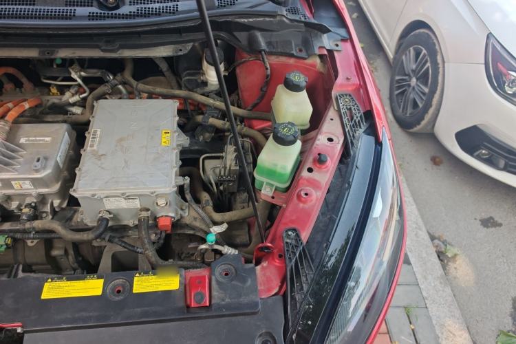 Used XPeng G3 2019 Deluxe Edition Engine Bay Left