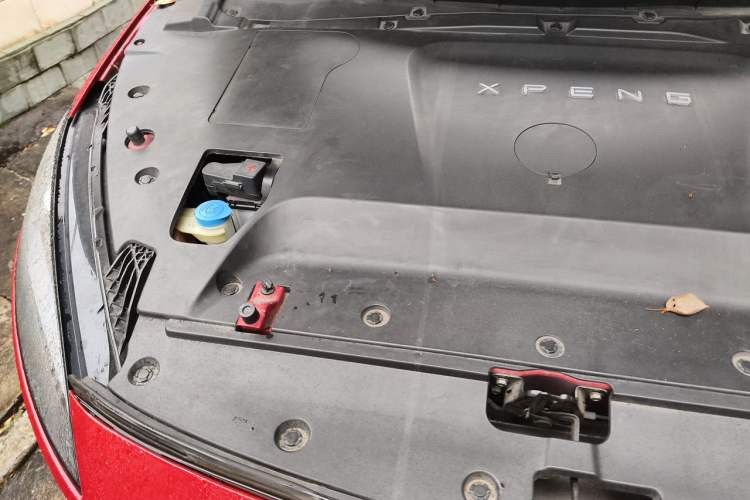 Used XPeng G3 2019 Deluxe Edition Engine Bay Right