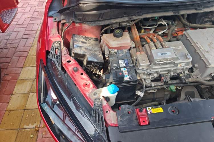 Used XPeng G3 2019 Deluxe Edition Engine Bay Right