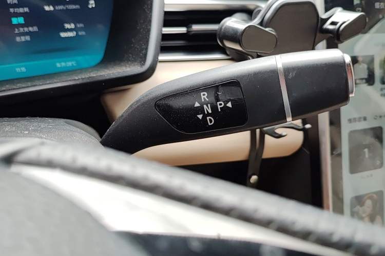 Used XPeng G3 2019 Smart Edition Gear Lever