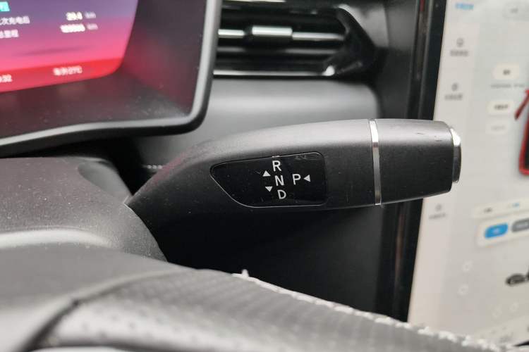 Used XPeng G3 2019 Deluxe Edition Gear Lever