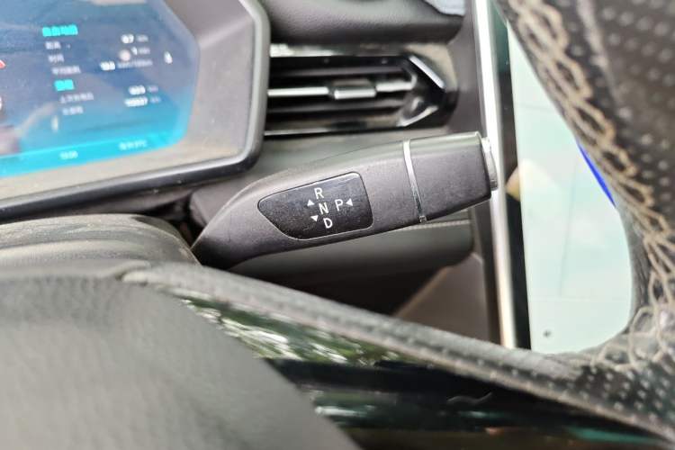 Used XPeng G3 2019 Deluxe Edition Gear Lever