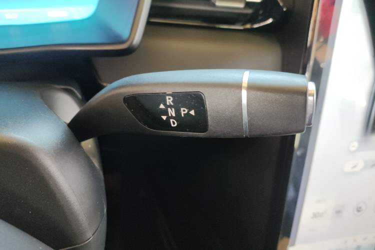 Used XPeng G3 2019 Deluxe Edition Gear Lever