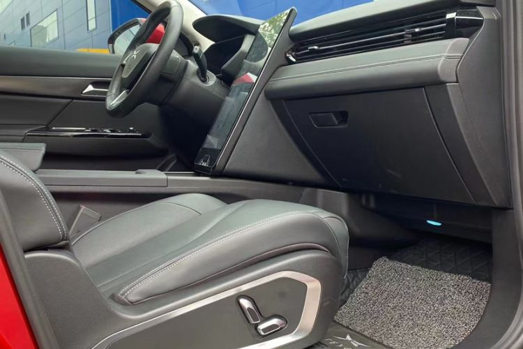 Used XPeng G3 2019 Deluxe Edition Interior 5
