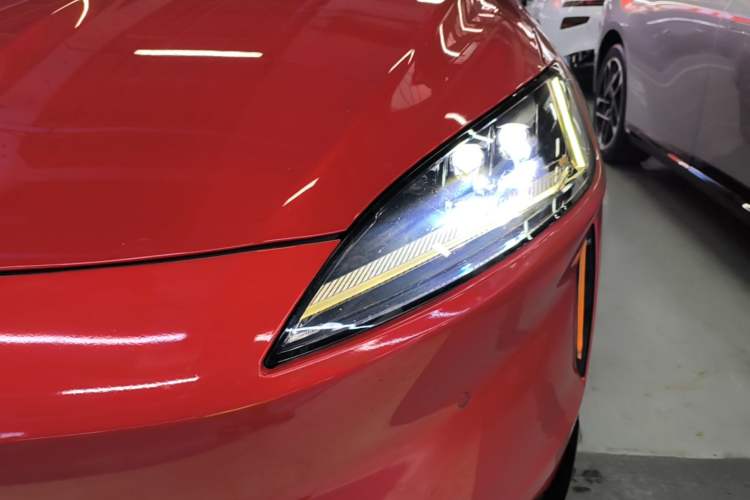 Used XPeng G3 2019 Smart Edition Left Front Headlight