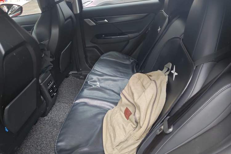 Used XPeng G3 2019 Deluxe Edition Left Rear Seat