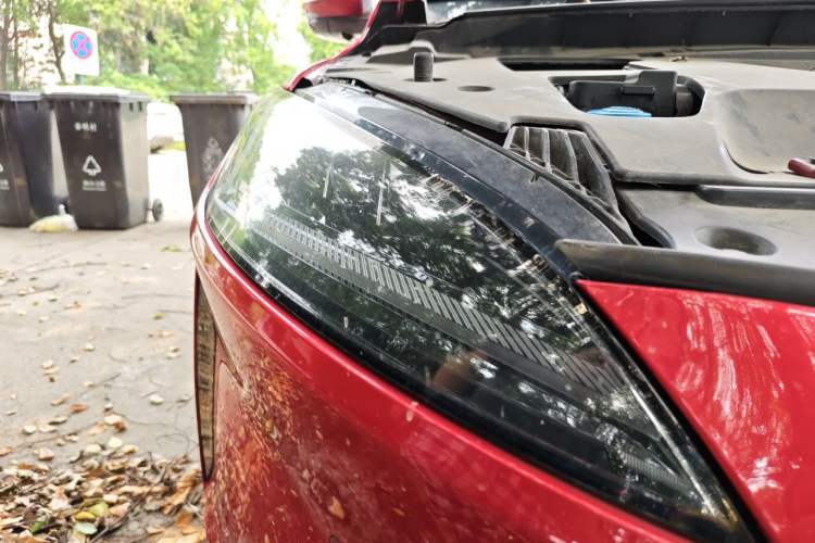 Used XPeng G3 2019 Deluxe Edition Right Front Headlight