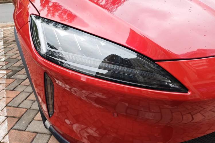 Used XPeng G3 2019 Deluxe Edition Right Front Headlight