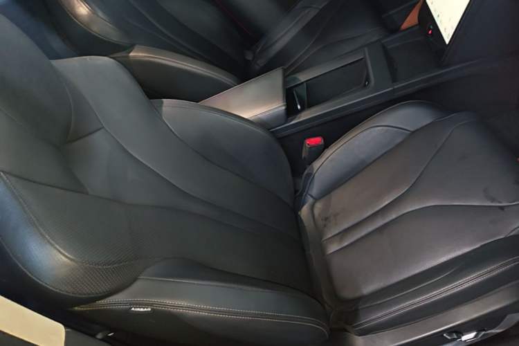 Used XPeng G3 2019 Deluxe Edition Right Front Seat