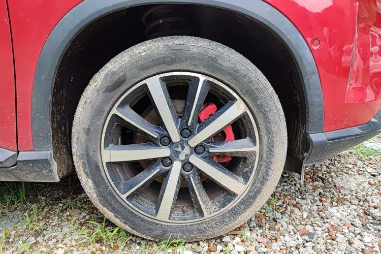 Used XPeng G3 2019 Smart Edition Right Front Wheel Hub