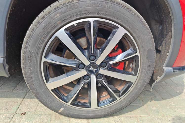 Used XPeng G3 2019 Smart Edition Right Front Wheel Hub