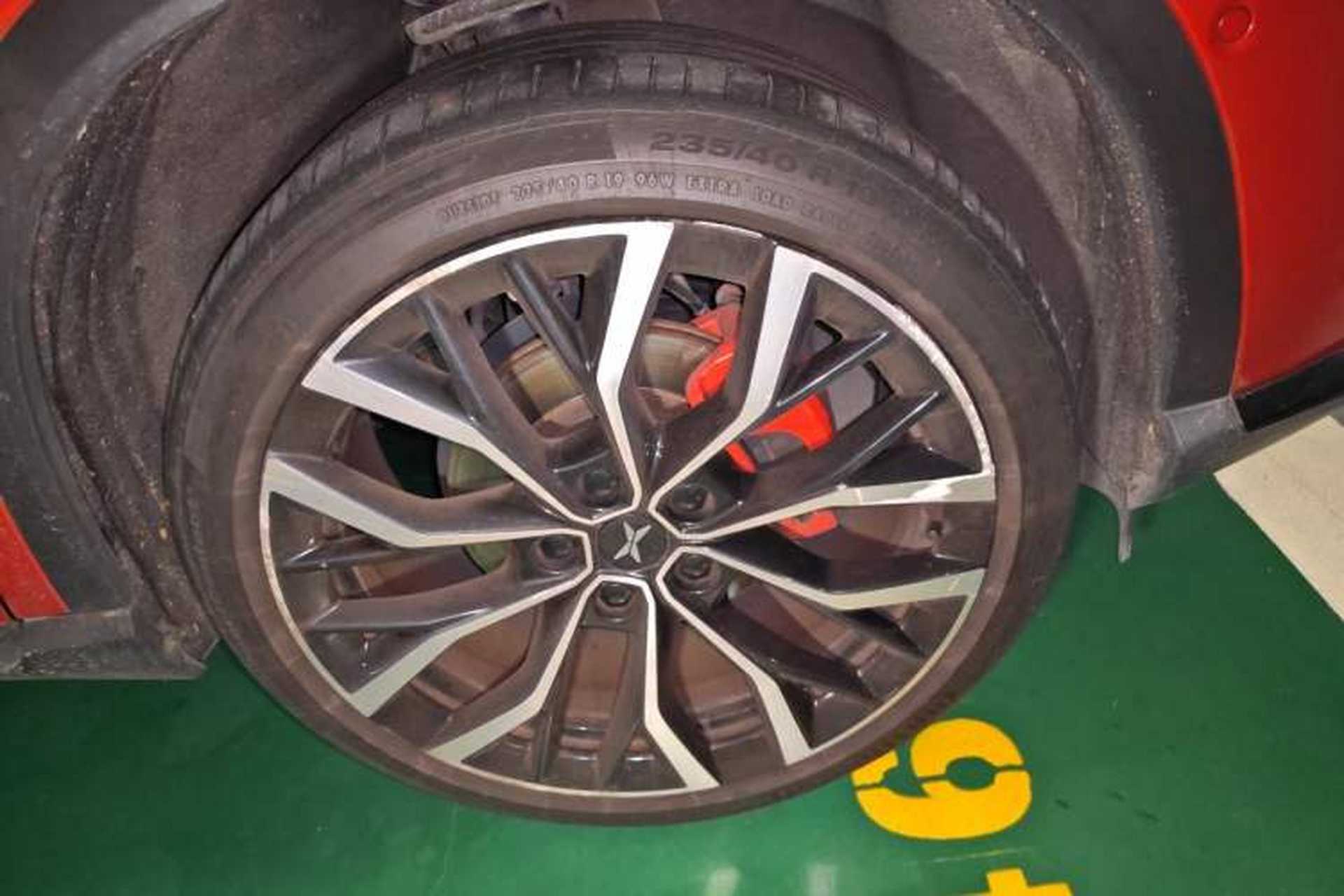 Used XPeng G3 2019 Deluxe Edition Right Front Wheel Hub