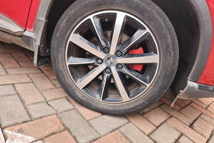 Used XPeng G3 2019 Deluxe Edition Right Front Wheel Hub