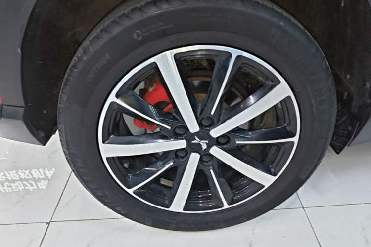 Used XPeng G3 2019 Deluxe Edition Right Rear Wheel Hub