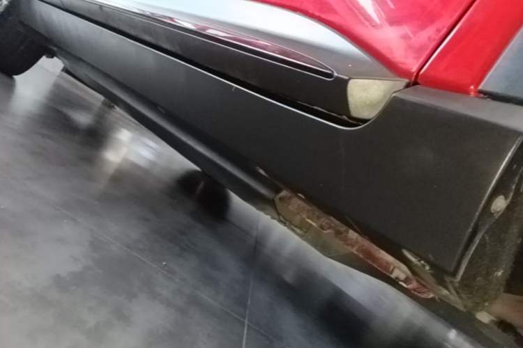 Used XPeng G3 2019 Smart Edition Right Side Sill