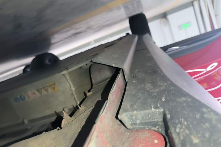 Used XPeng G3 2019 Enjoy Edition Right Side Sill