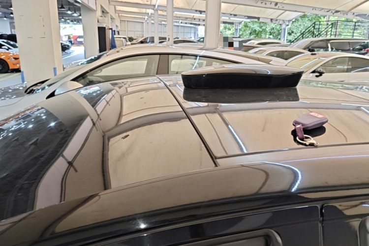 Used XPeng G3 2019 Deluxe Edition Roof