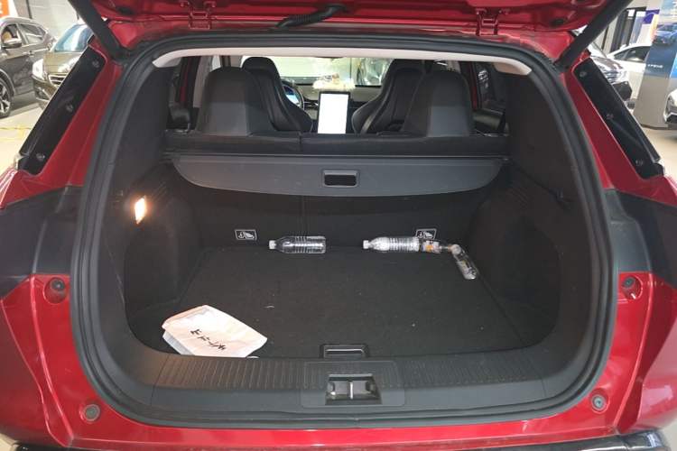 Used XPeng G3 2019 Smart Edition Trunk