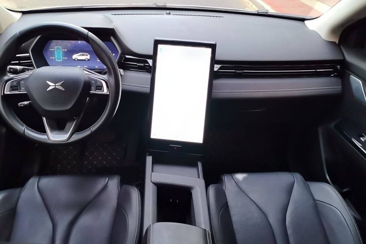 Used XPeng G3 2019 Smart Edition Interior 4