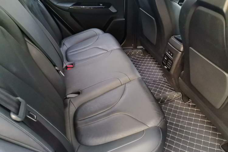 Used XPeng G3 2019 Smart Edition Interior 5