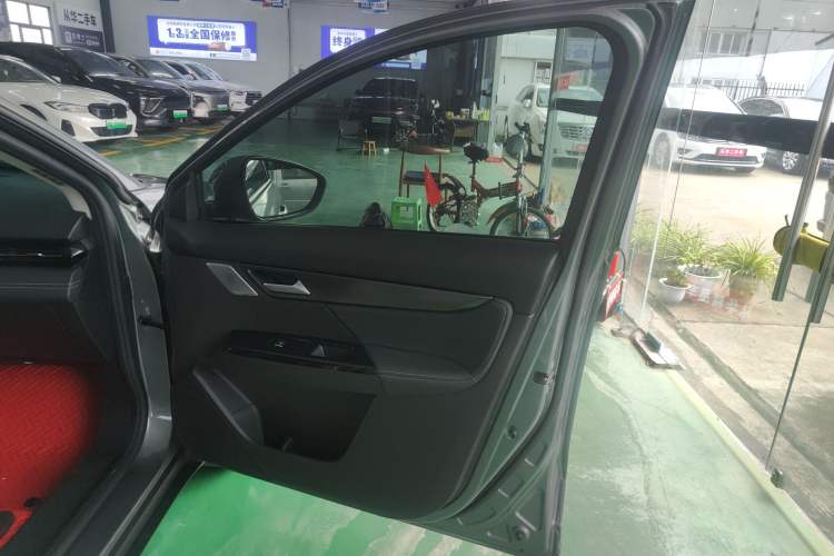 Used XPeng G3 2019 Smart Edition Right Front Door Interior