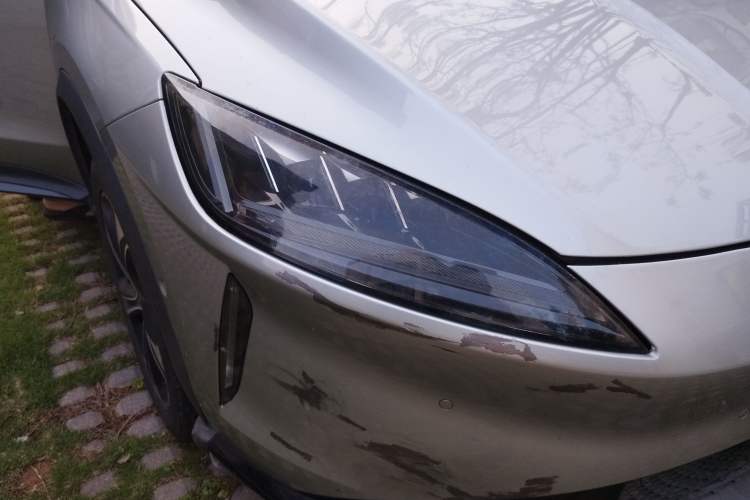 Used XPeng G3 2019 Smart Edition Right Front Headlight