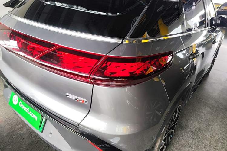 Used XPeng G3 2019 Deluxe Edition Right Rear Taillight