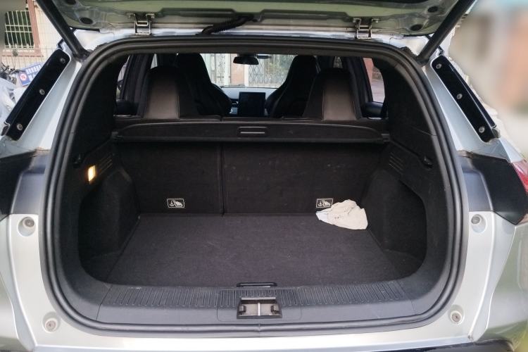 Used XPeng G3 2019 Smart Edition Trunk