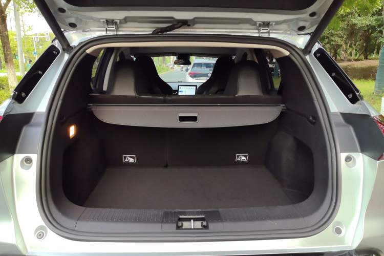 Used XPeng G3 2019 Smart Edition Trunk