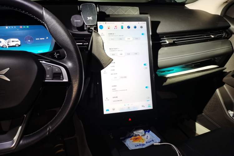 Used XPeng G3 2019 Smart Edition Audio And AC Panel