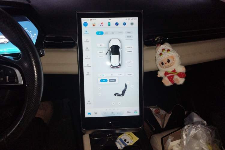 Used XPeng G3 2019 Deluxe Edition Audio And AC Panel