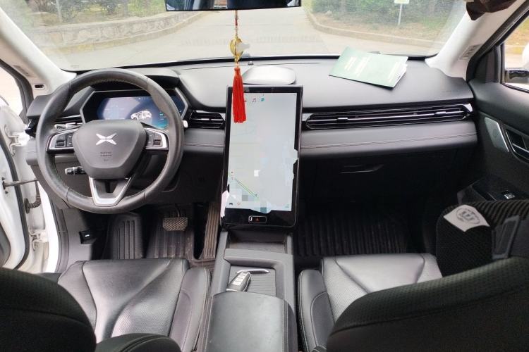 Used XPeng G3 2019 Deluxe Edition Center Console