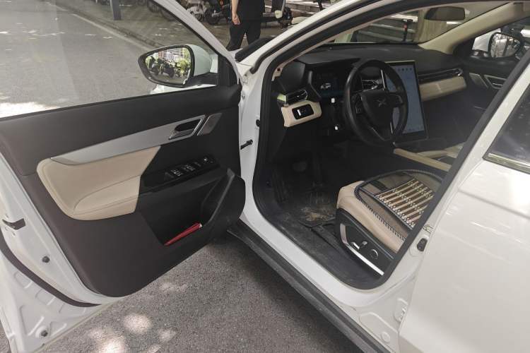 Used XPeng G3 2019 Smart Edition Driver Seat