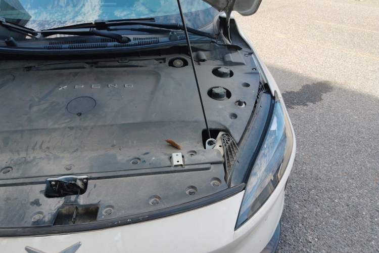 Used XPeng G3 2019 Deluxe Edition Engine Bay Left