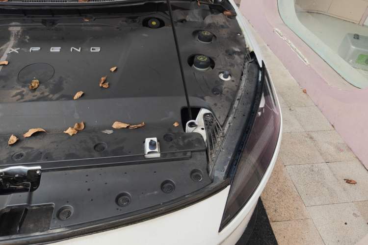Used XPeng G3 2019 Smart Edition Engine Bay Left